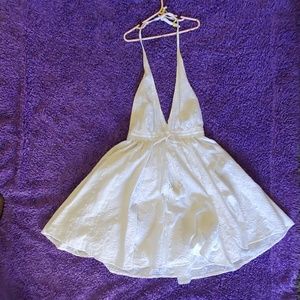 White billabong dress